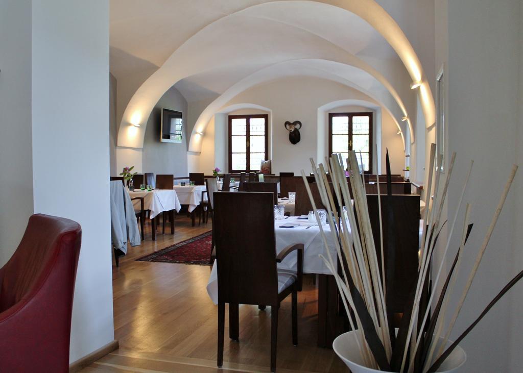 Suiten Schloss Finkenstein Gödersdorf Buitenkant foto